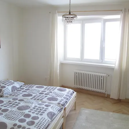 Deluxe * Olomouc